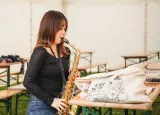 Fakulta filozofická přivítala své absolventky a absolventy po 25 letech od založení