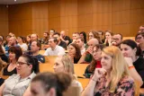 Fakulta filozofická přivítala své absolventky a absolventy po 25 letech od založení