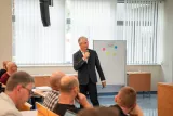 Fakulta filozofická přivítala své absolventky a absolventy po 25 letech od založení