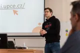 Fakulta v pohybu přivedla na FF UPCE studentky a studenty pardubického AGYSU