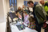 Noc vědy poprvé na Fakultě elektrotechniky a informatiky Noc vědy poprvé na Fakultě elektrotechniky a informatiky